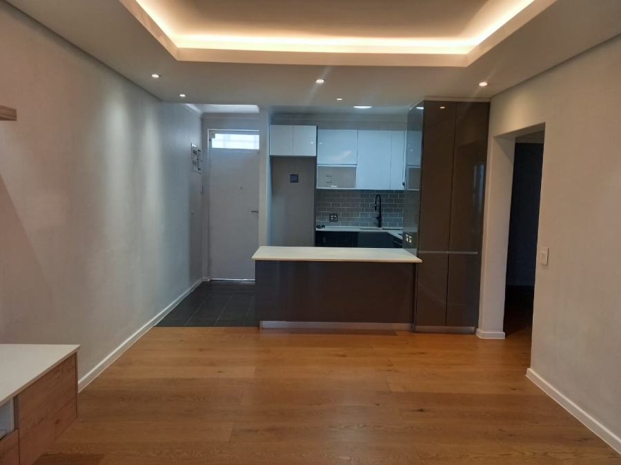 To Let 2 Bedroom Property for Rent in Loevenstein Western Cape